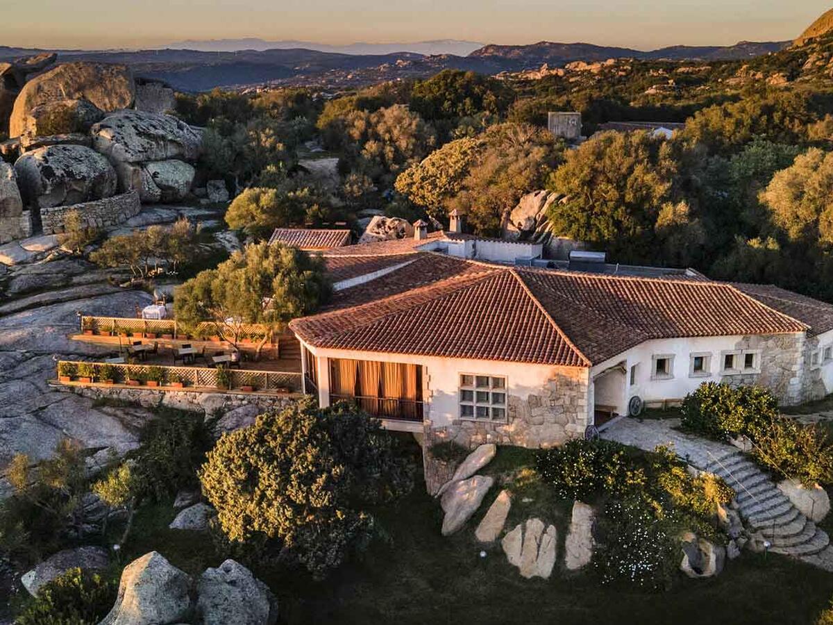 TENUTA PILASTRU COUNTRY RESORT & SPA