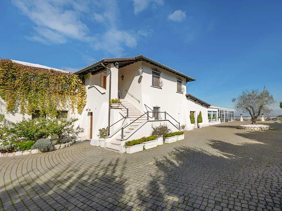 VILLA PARCO DELLA VITTORIA