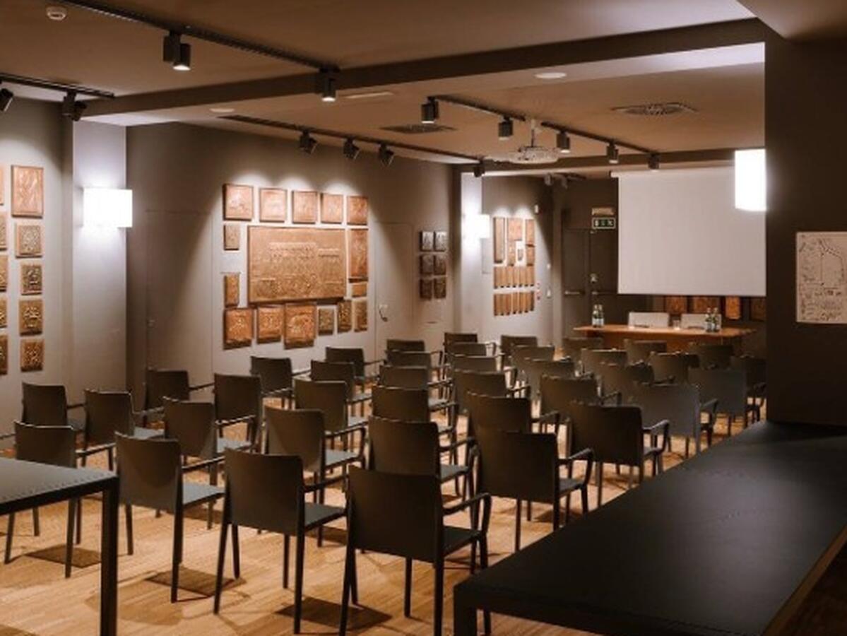 Sala Meeting Plenaria