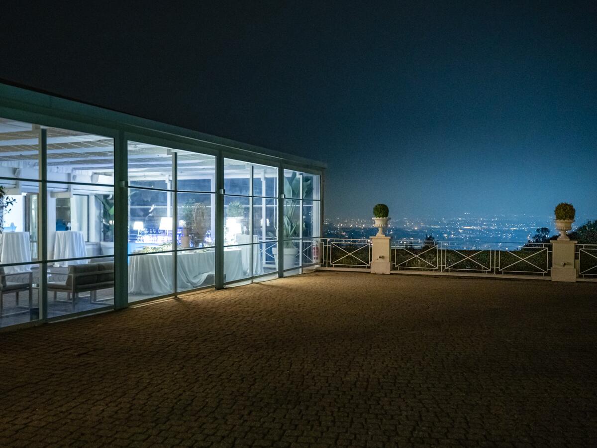 Vista notturna terrazza