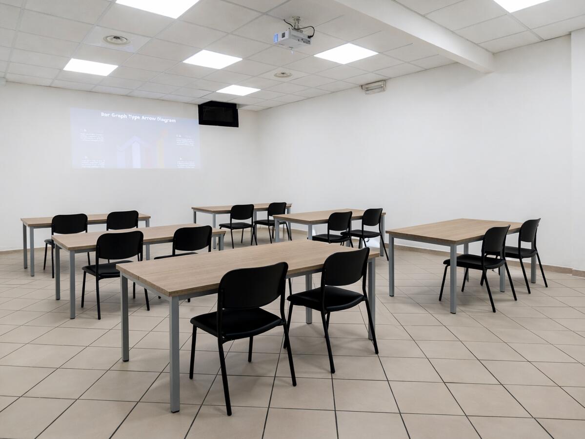 Allestimento a tavoli multipli formativi - immagine 3