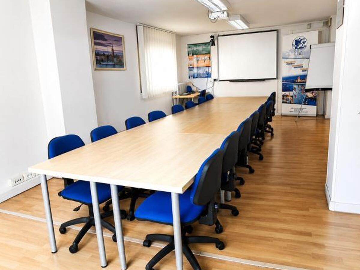 Aula Grande 6 - Modalità Sala Riunioni - immagine 5