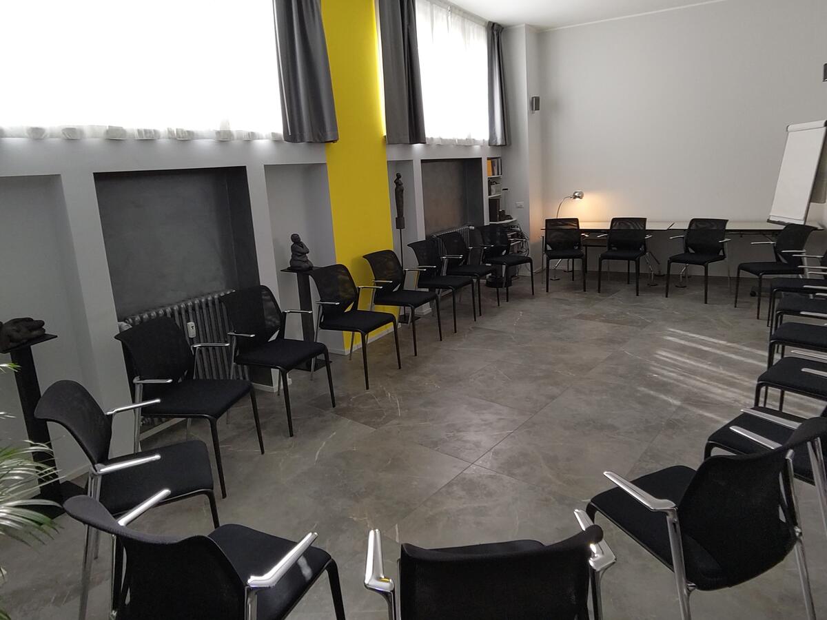 Disposizione a cerchio - immagine 3