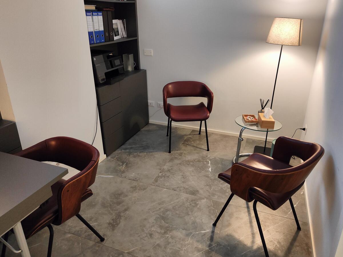 Ufficio Privato 1