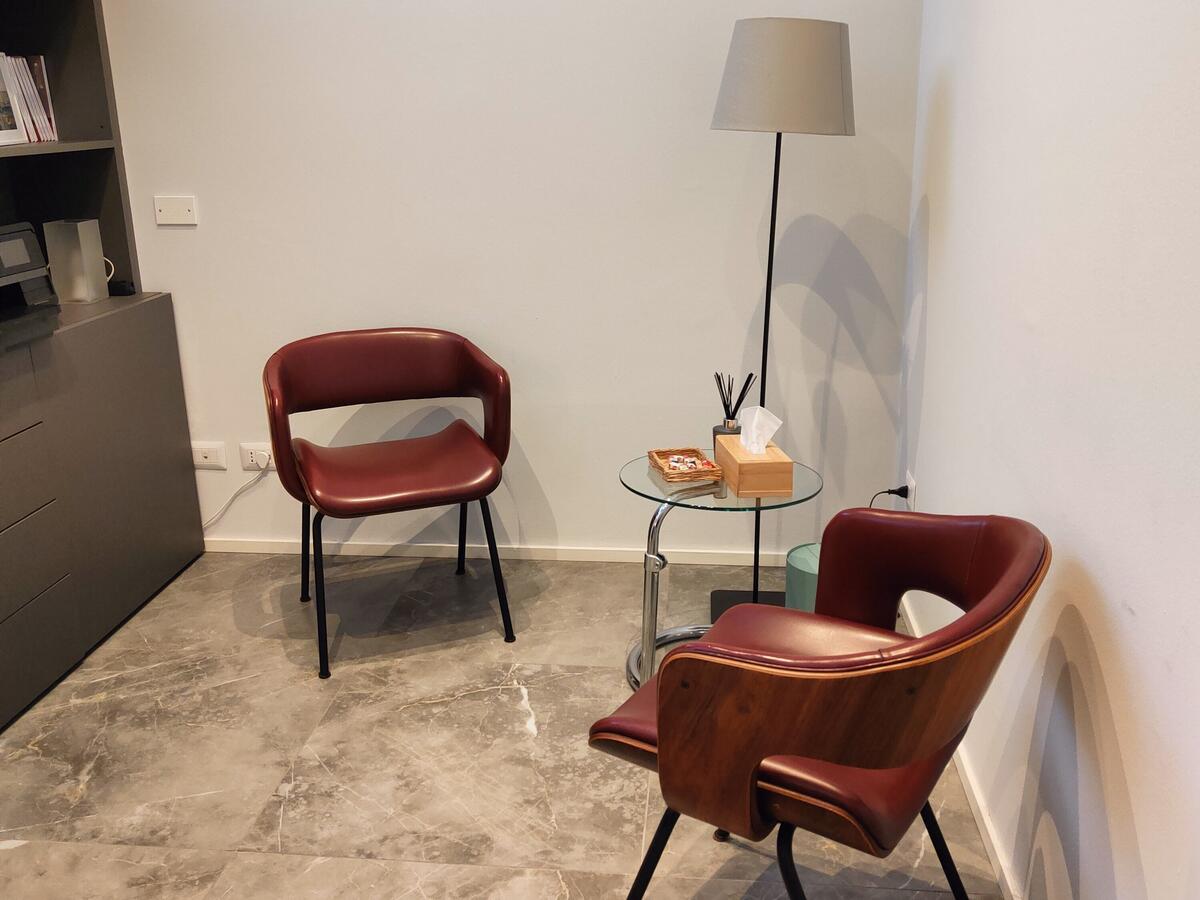 Ufficio privato - colloquio - immagine 1